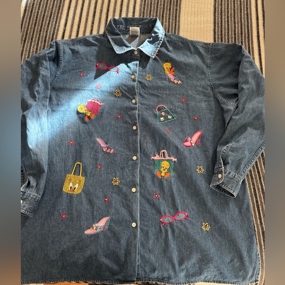 Vintage Y2K Warner Brothers Tweety Bird Denim Shirt.  Size XXL.
